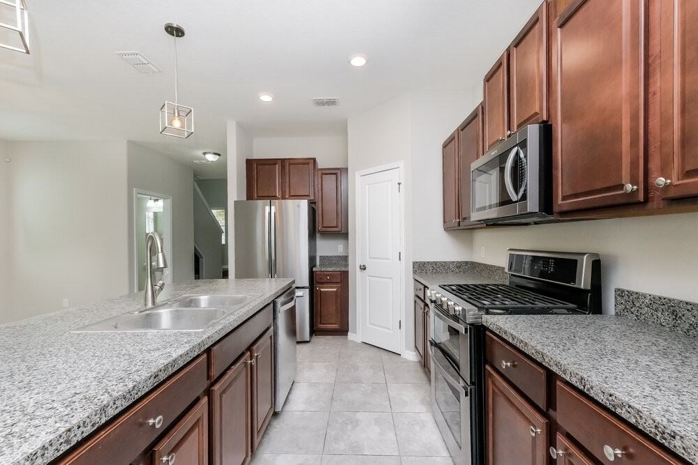 21356 Southern Charm Dr - Photo 7 of 17