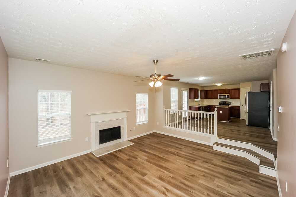 193 Fashion Xing - Photo 5 of 17