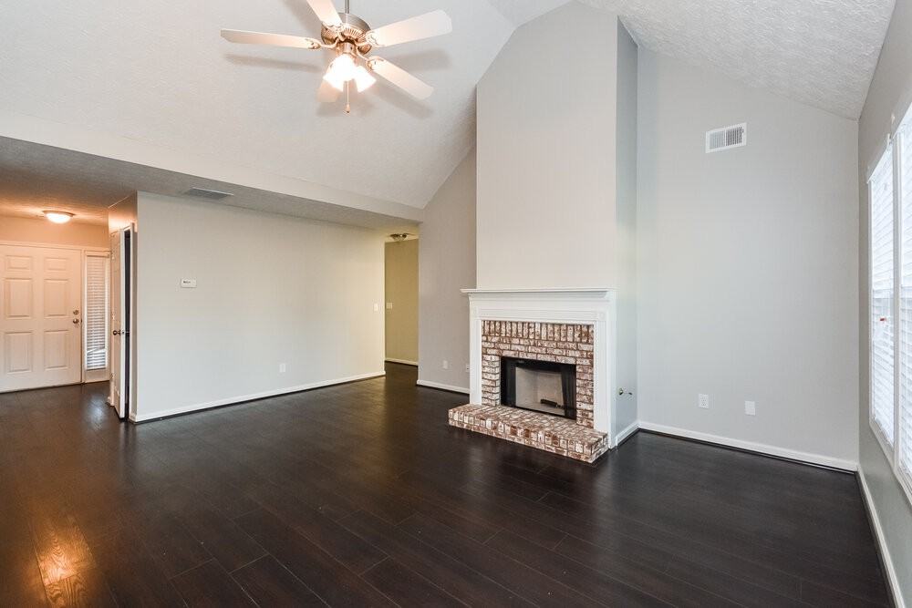 1804 Cabana Chase - Photo 4 of 17