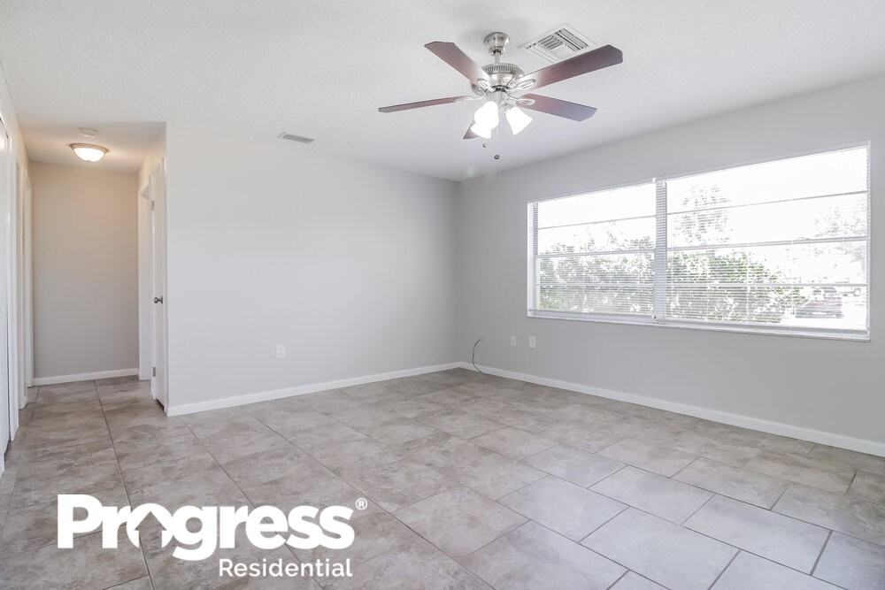 3837 Stonemont Dr - Photo 5 of 25