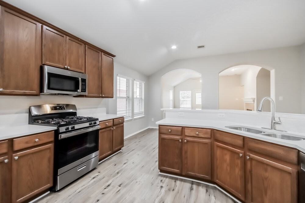 1919 Treasure Mountain Dr - Photo 7 of 16