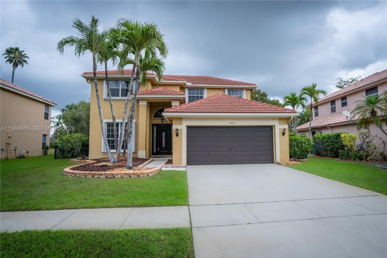 17809 Nw 16th St #17809 - Photo 2 of 50