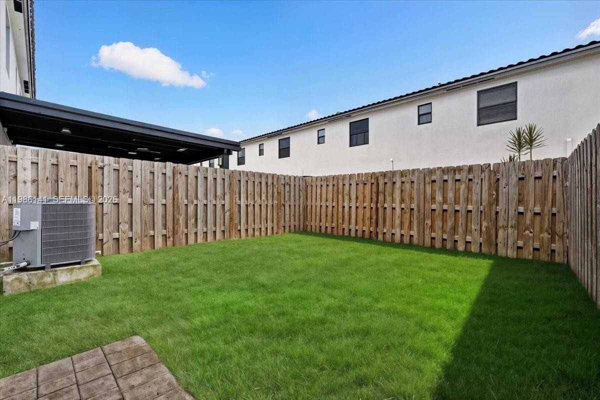 11779 Sw 247th Ter #11779 - Photo 3 of 29