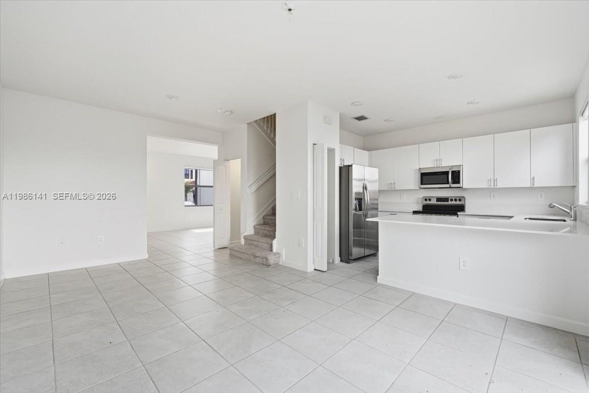 11779 Sw 247th Ter #11779 - Photo 7 of 29