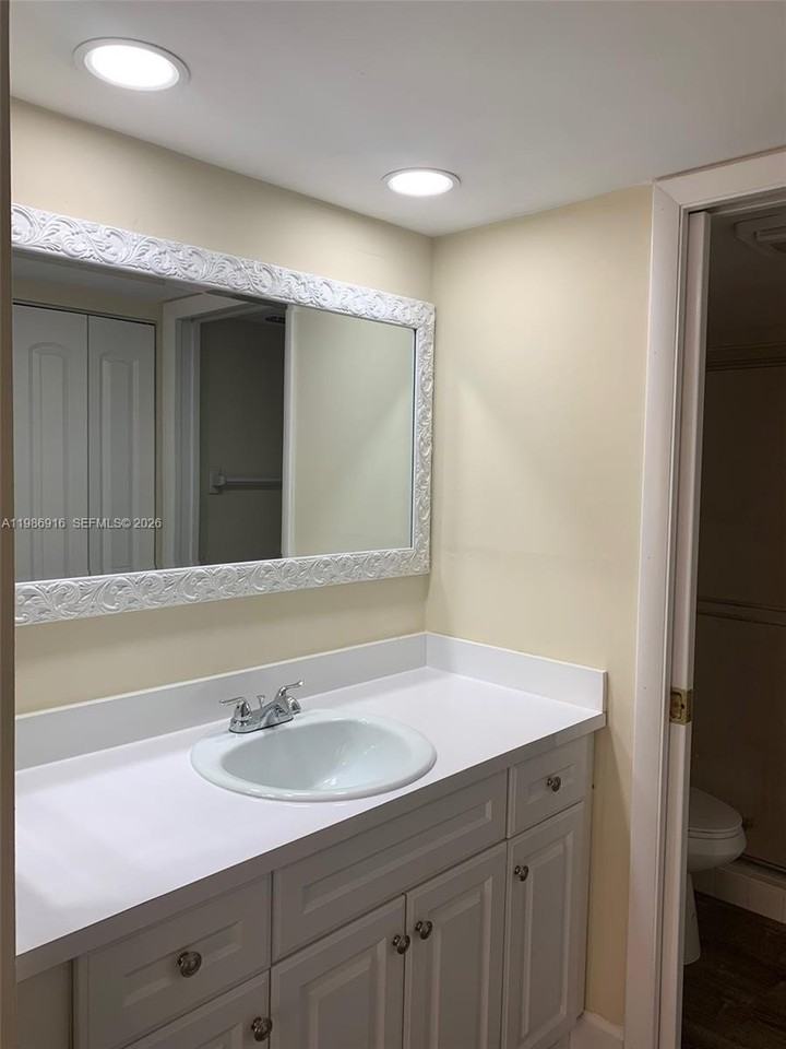 2601 Se 19th Ct #101A - Photo 6 of 21