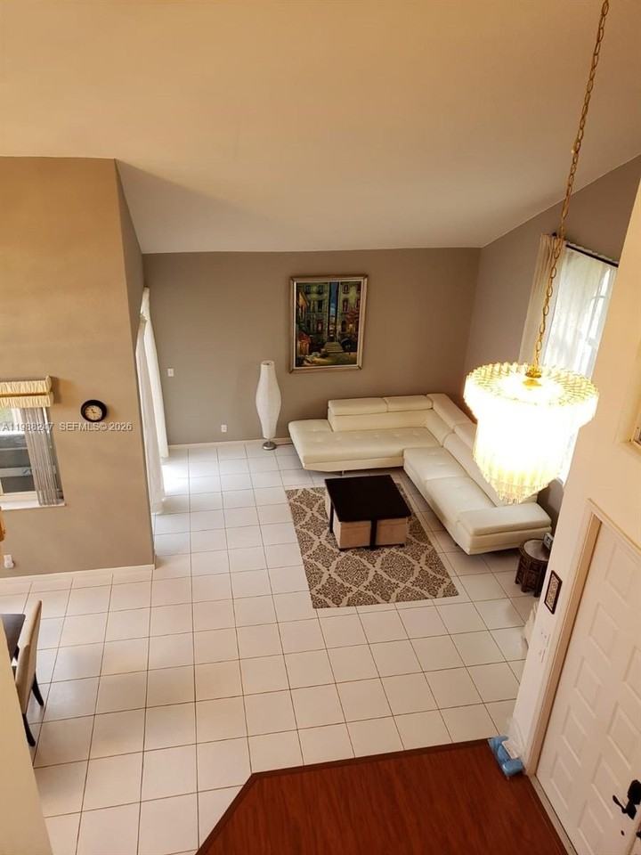 1582 Nw 182nd Way #0 - Photo 7 of 18