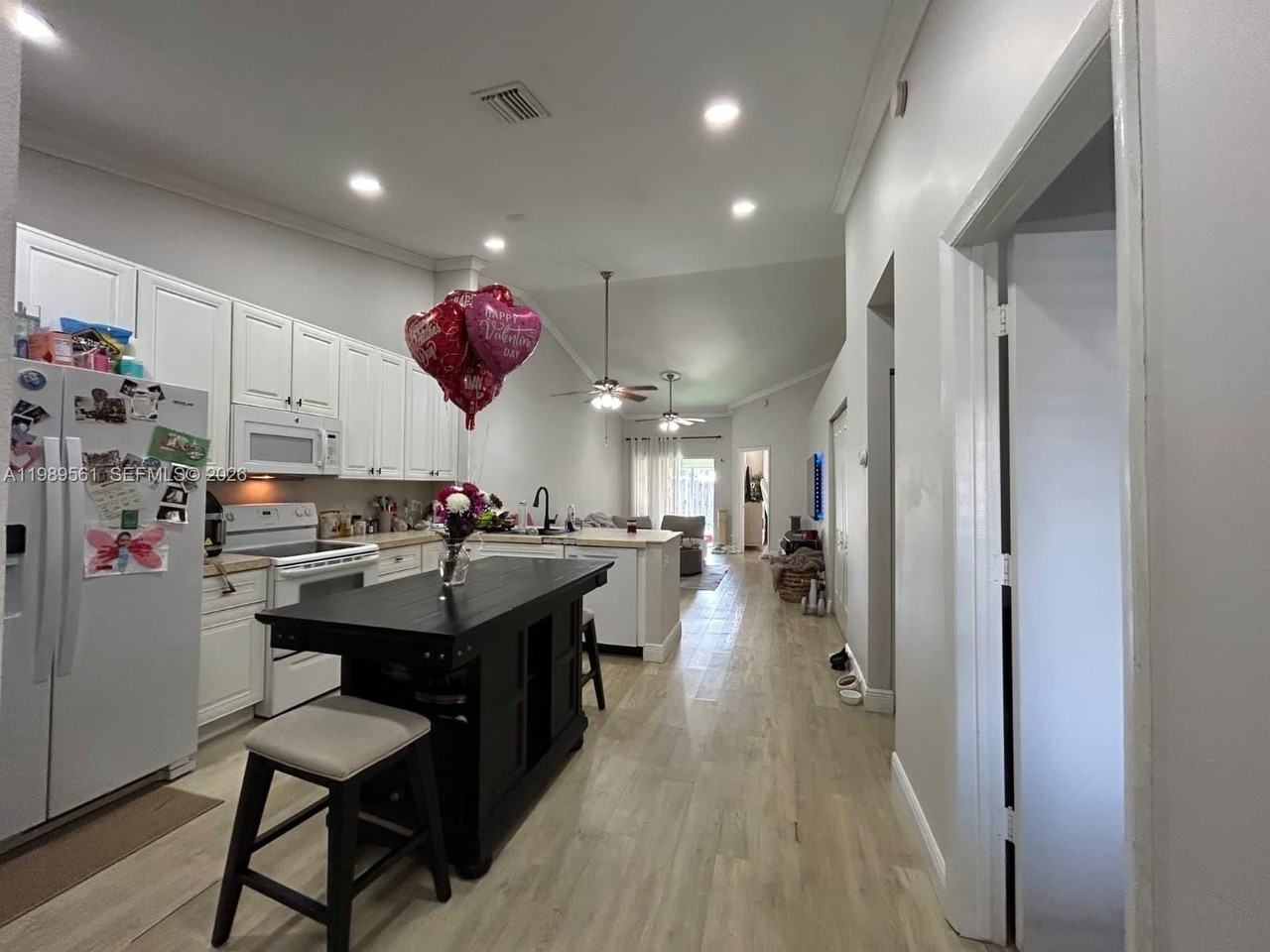 11065 Nw 38th Pl #11065 - Photo 3 of 15