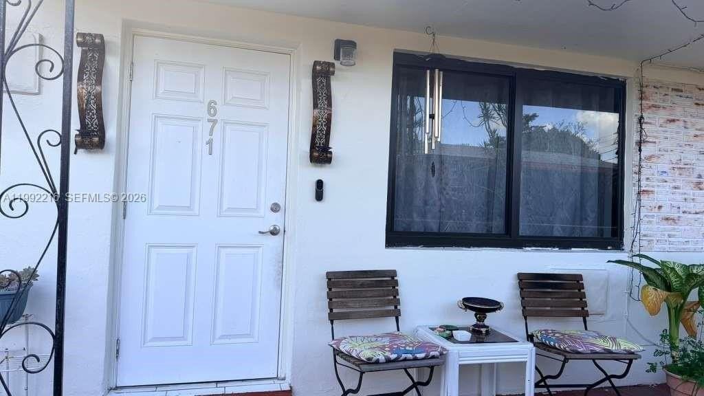 673 W 30th St #671 - Photo 2 of 19