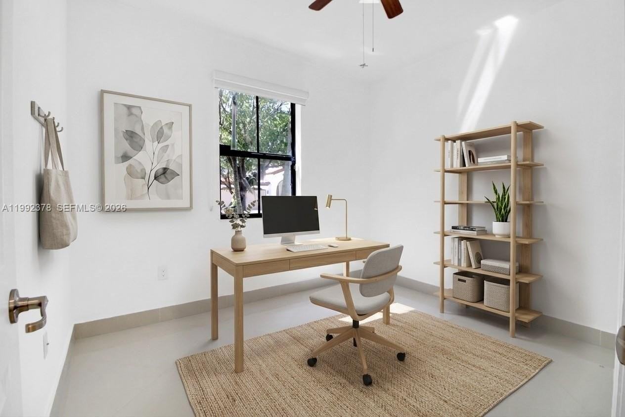 15267 Sw 173rd Ln - Photo 4 of 46