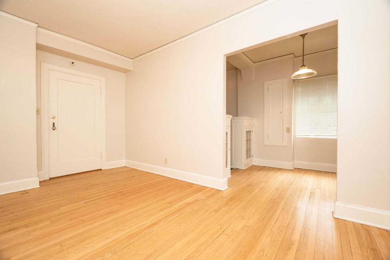 JEANNE MANOR APARTMENTS (JEAN01) - Photo 4 of 50