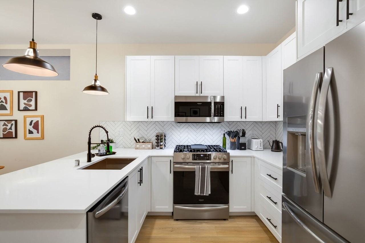 8038 Mary Ave Nw #1036019P - Photo 6 of 37