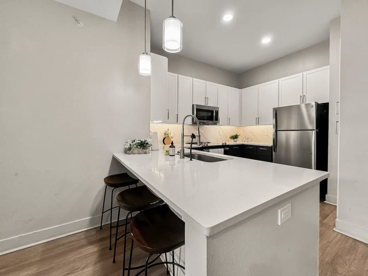 2901 Indiana Blvd #1075577P - Photo 3 of 27