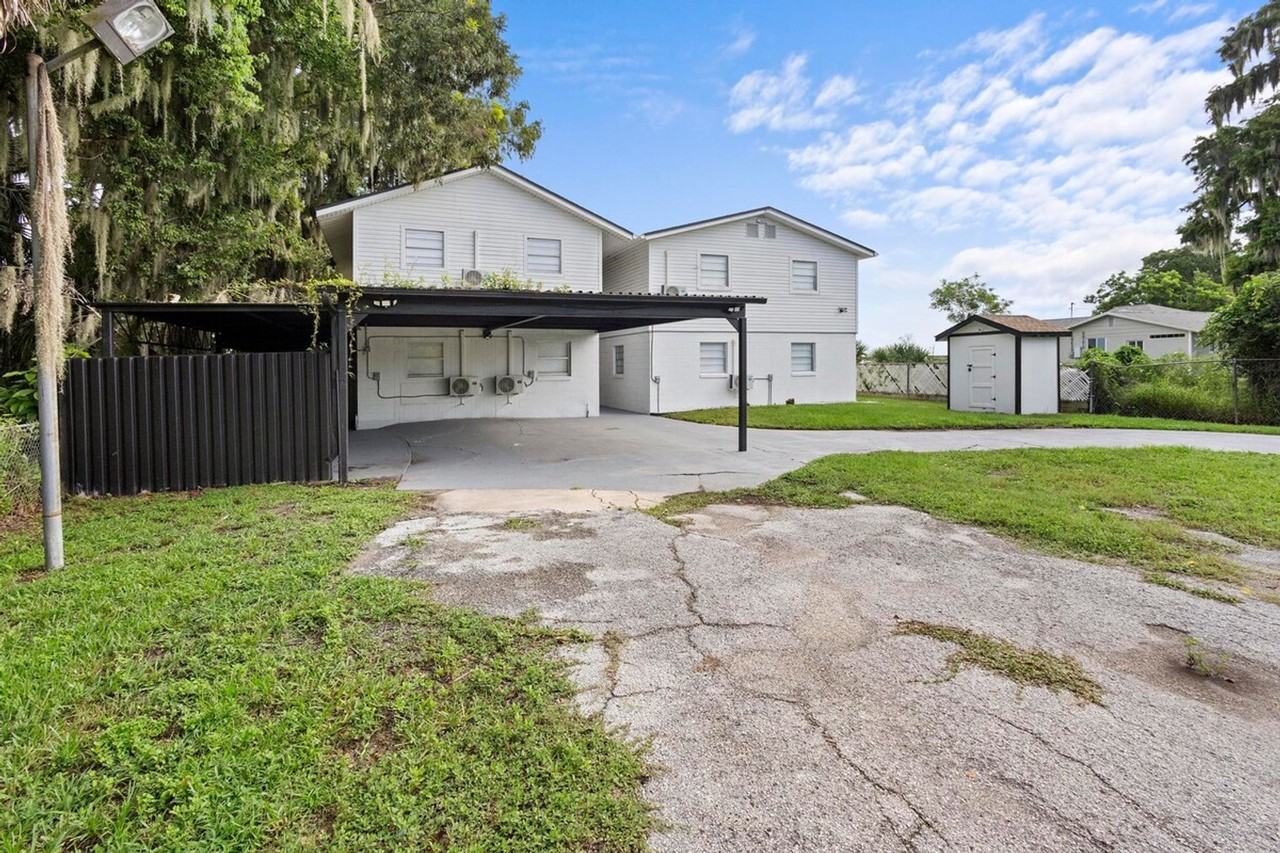 1882 Lake St #1094236P - Photo 4 of 24