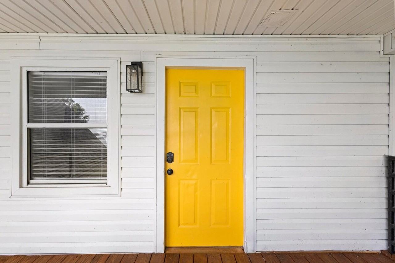 1882 Lake St #1094236P - Photo 6 of 24