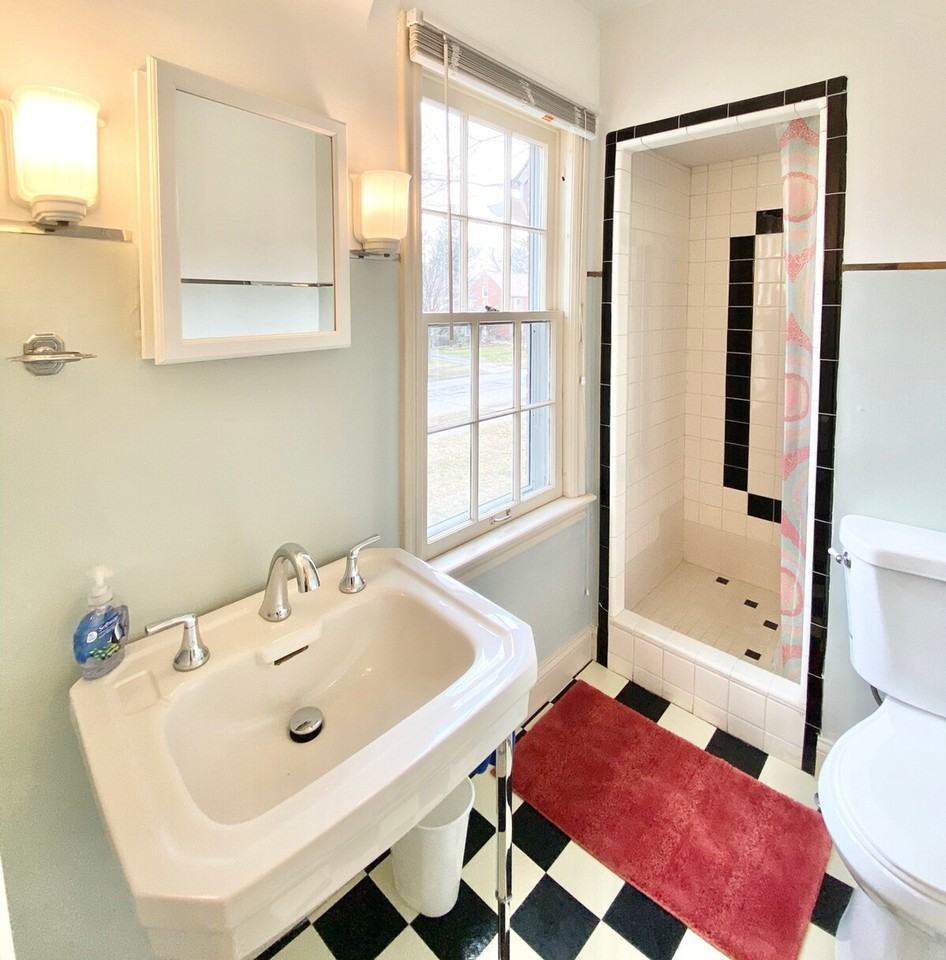 16225 Glynn Rd #1057689P - Photo 2 of 47