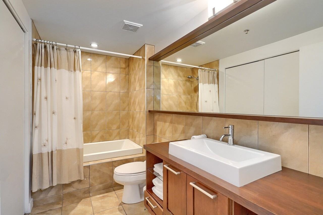 1102 Rue De Bleury #1261831P - Photo 4 of 16
