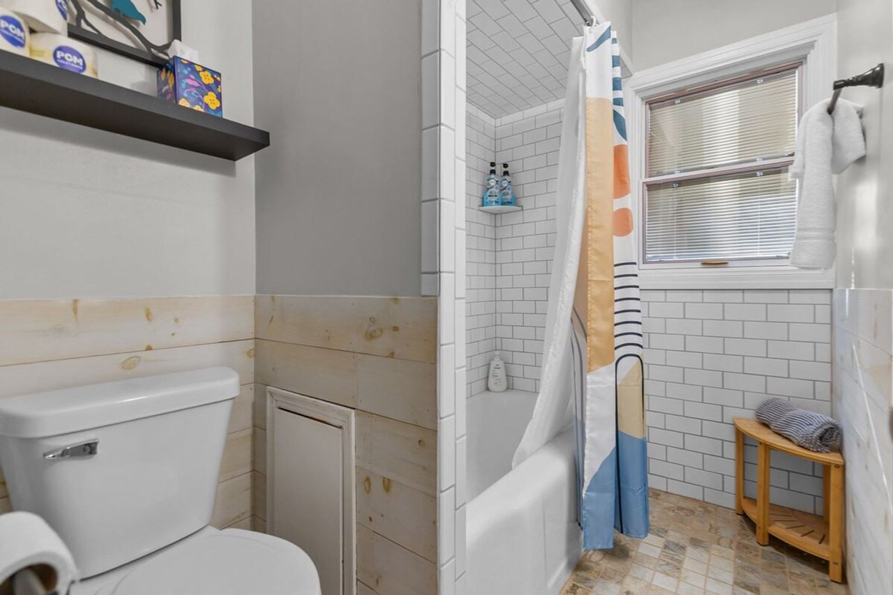 810 E Pershing St #1296542P - Photo 6 of 20
