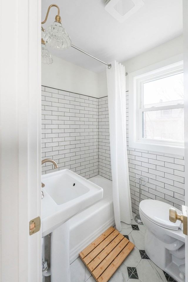 200 S Henry St #1468339P - Photo 7 of 13