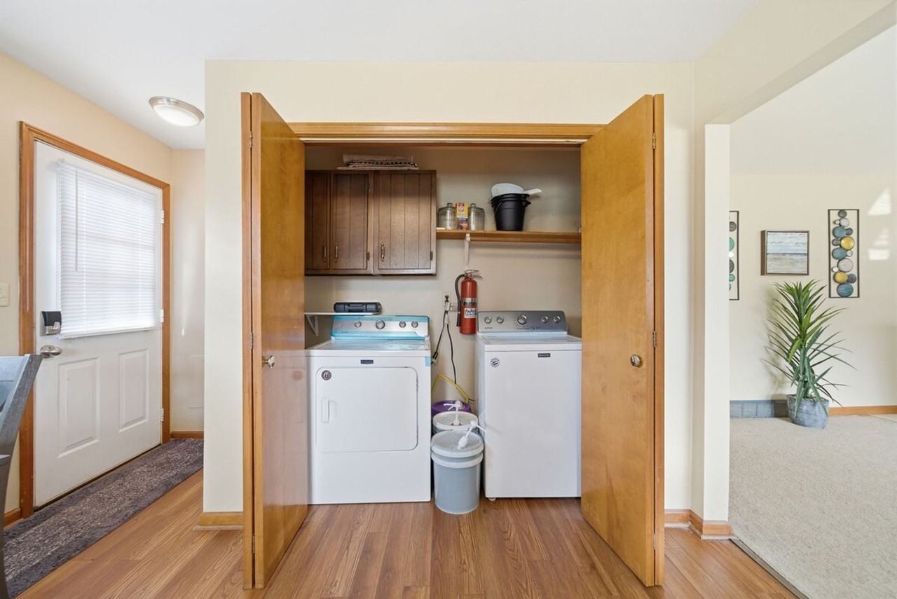 1071 Johnston Dr #1511610P - Photo 7 of 14