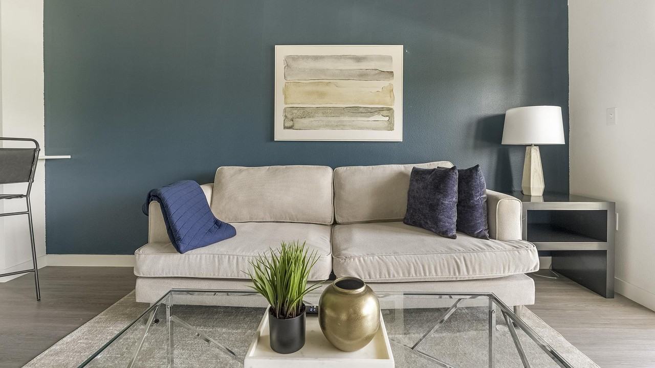 7301 Lake Bank Lp - Photo 3 of 47