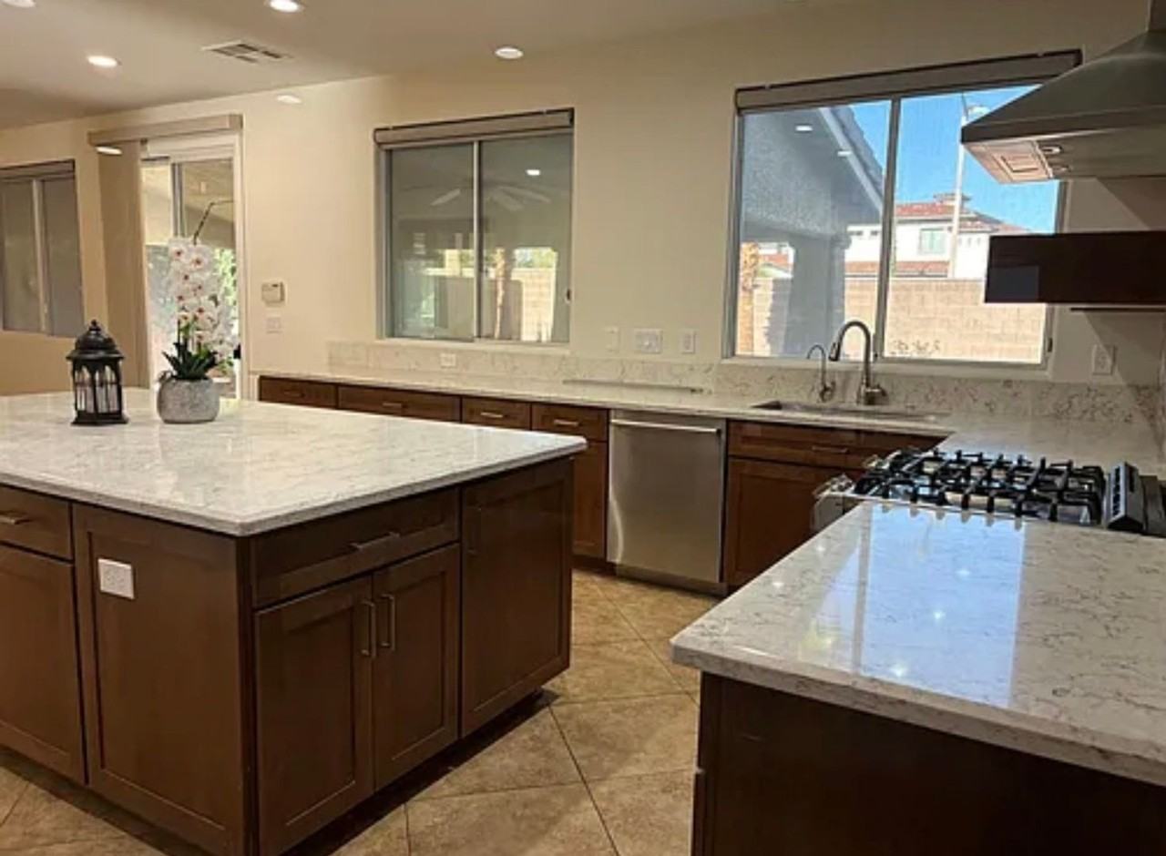 3088 Archdale St - Photo 5 of 31