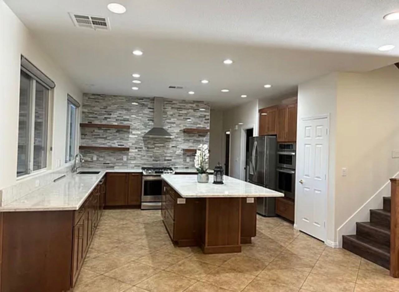 3088 Archdale St - Photo 6 of 31