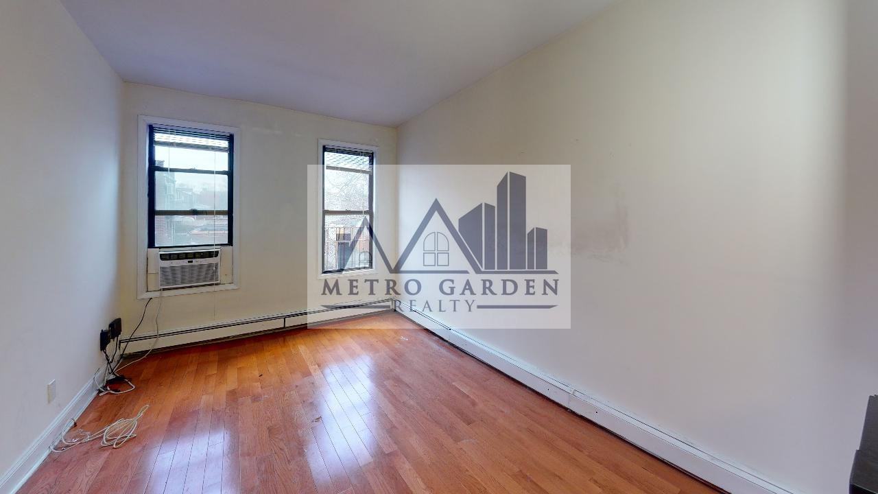 71-75 Yellowstone Boulevard #2R - Photo 2 of 23