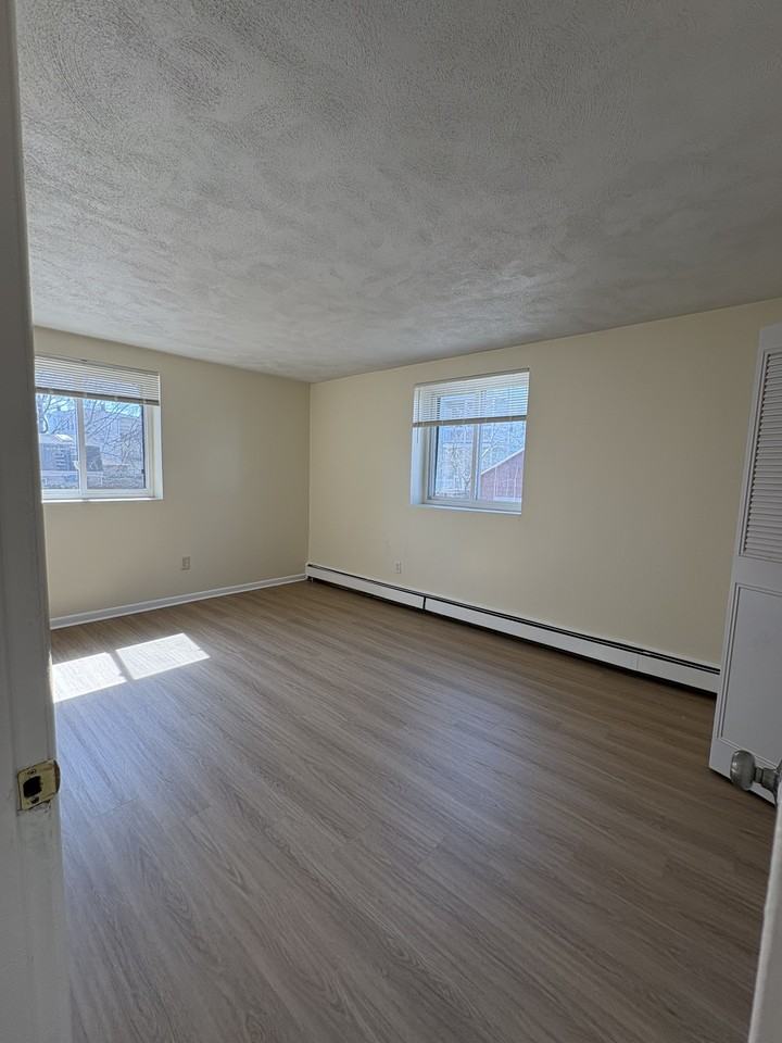 83 Central Avenue #8 - Photo 6 of 9