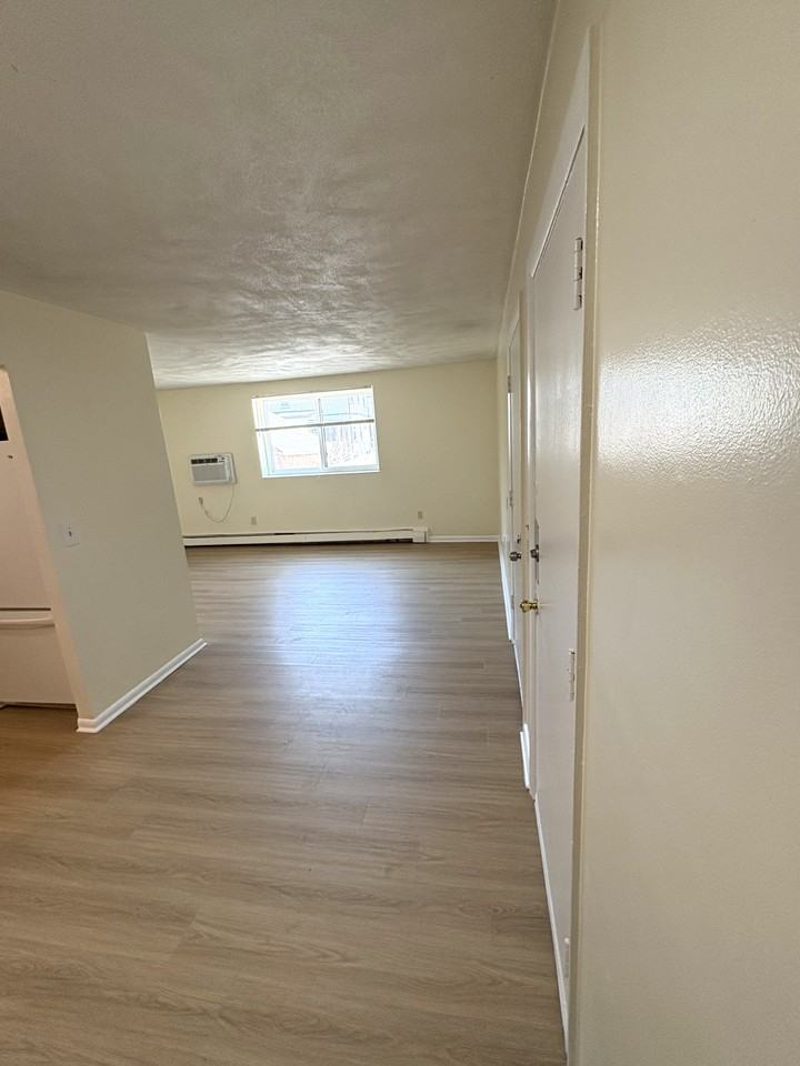 83 Central Avenue #8 - Photo 7 of 9