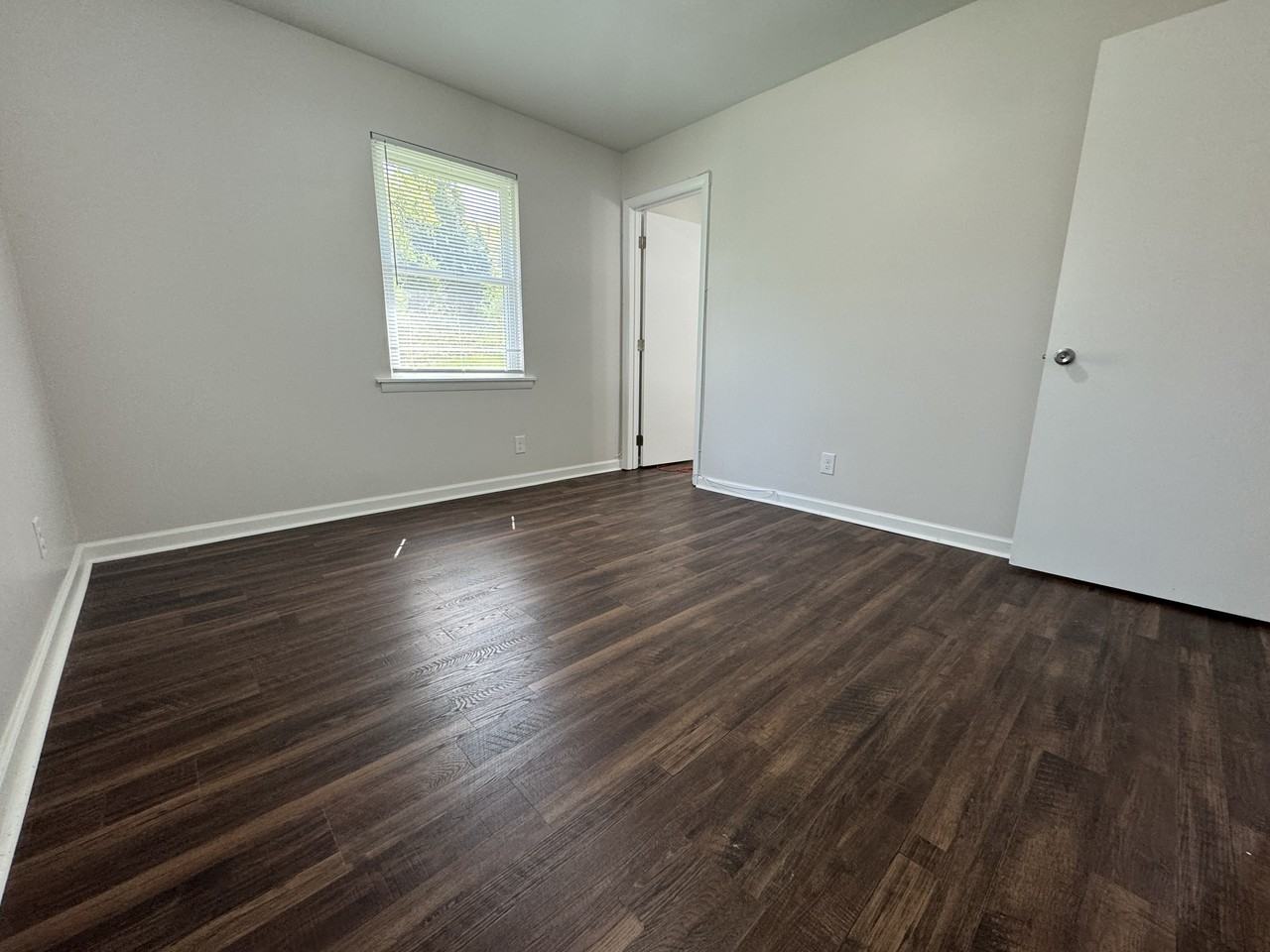 3055 Apollo Dr - Photo 4 of 38