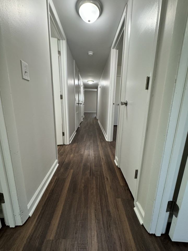 3055 Apollo Dr - Photo 7 of 38