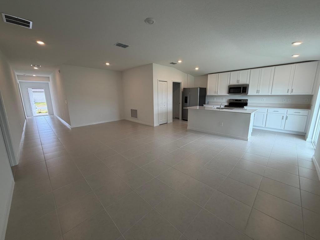 2155 Lone Oak Ln - Photo 4 of 18