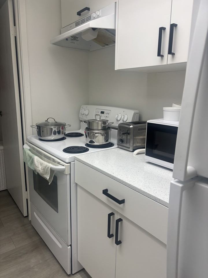 6595 Willingdon Avenue #1408 - Photo 6 of 18