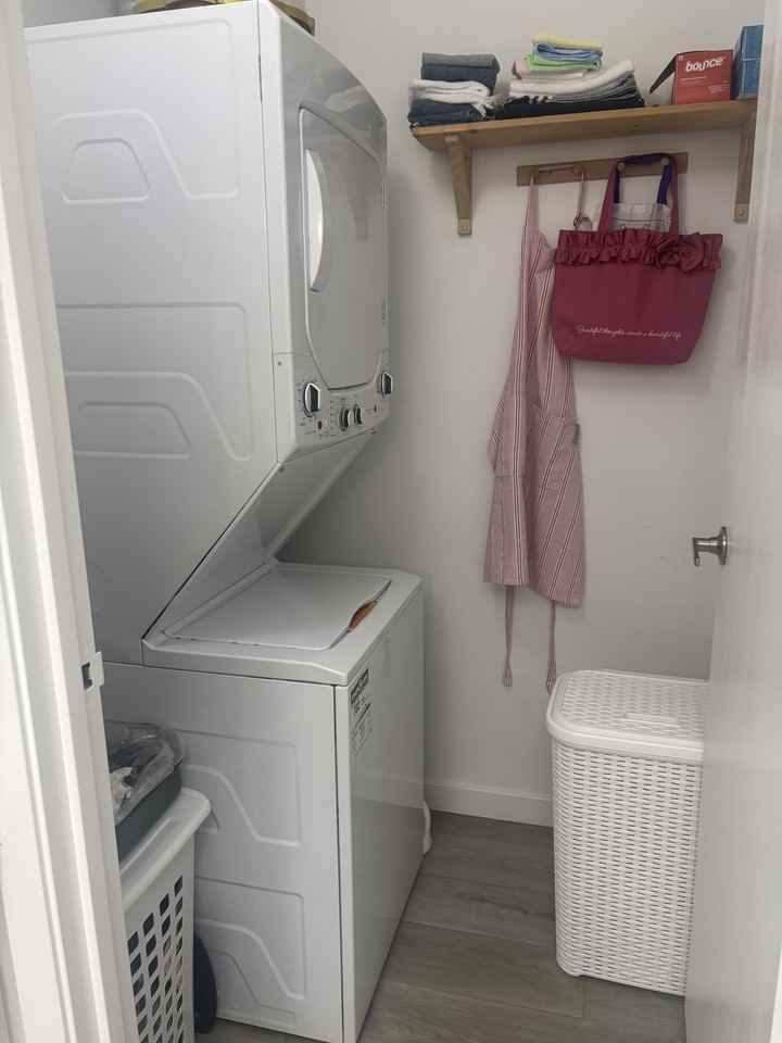 6595 Willingdon Avenue #1408 - Photo 7 of 18