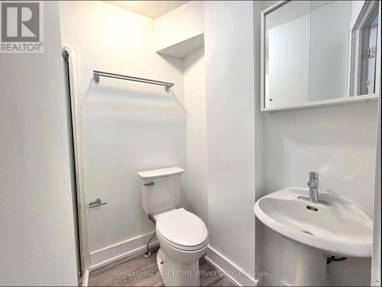 457 Queen Street East #Main - Photo 5 of 9