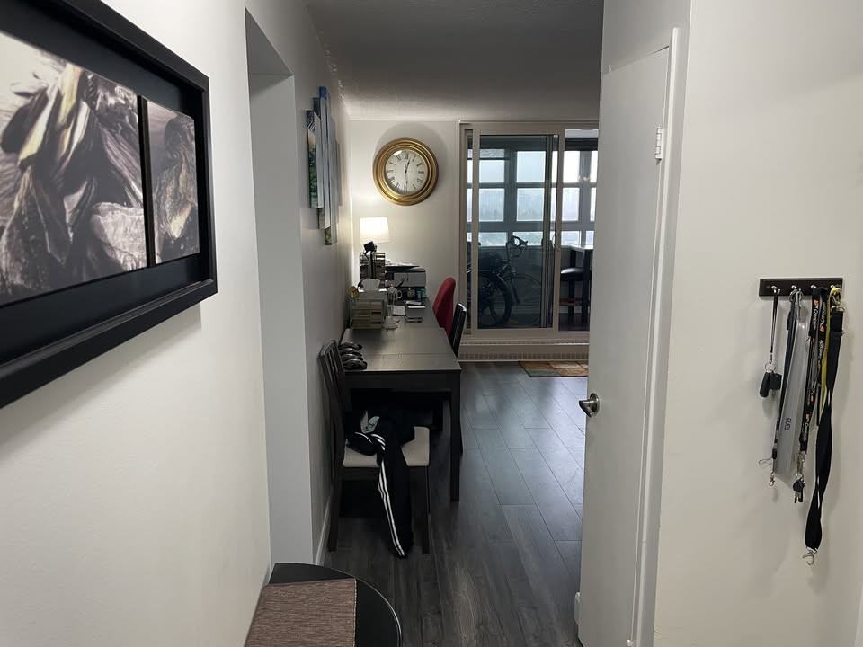 225 Harvard Place #1612 - Photo 2 of 31