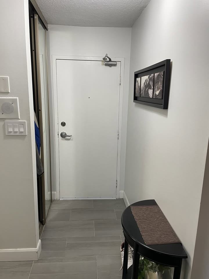 225 Harvard Place #1612 - Photo 3 of 31
