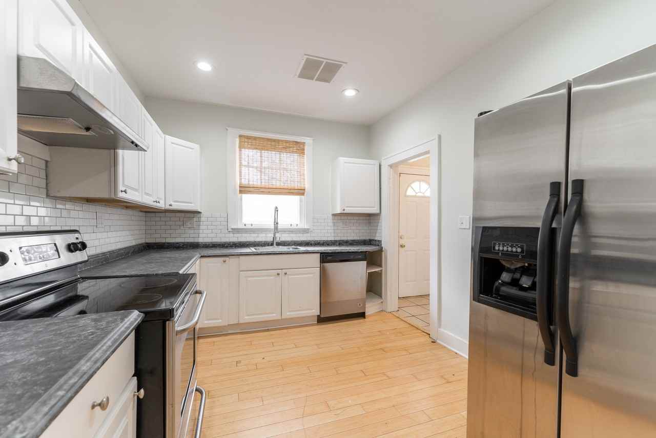 4048 Carrollton Avenue - Photo 7 of 22