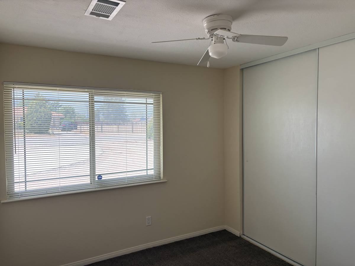 8331 Windsor Ave - Photo 5 of 8