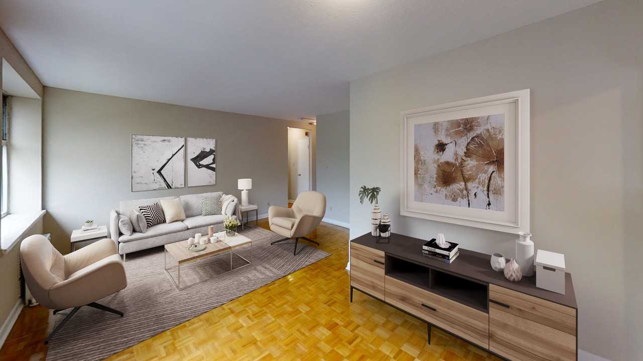 715 Finch Ave - Photo 4 of 8