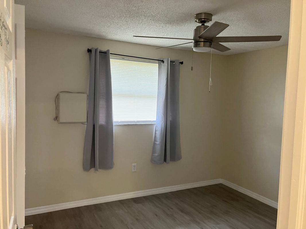 4922 Elkner St - Photo 6 of 10