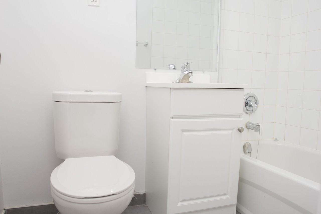 1631 Victoria Park Apartments - Photo 7 of 7