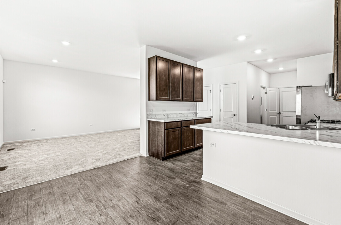 1892 E 110th Ln - Photo 7 of 29