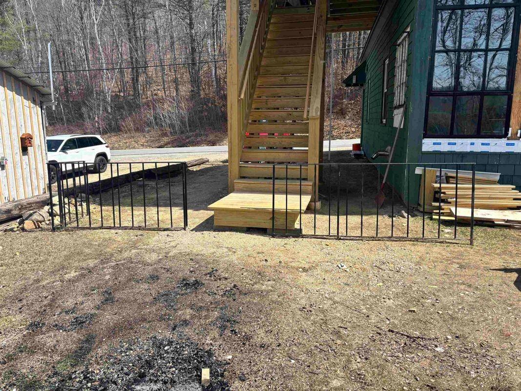 615 Bean Rd - Photo 4 of 27