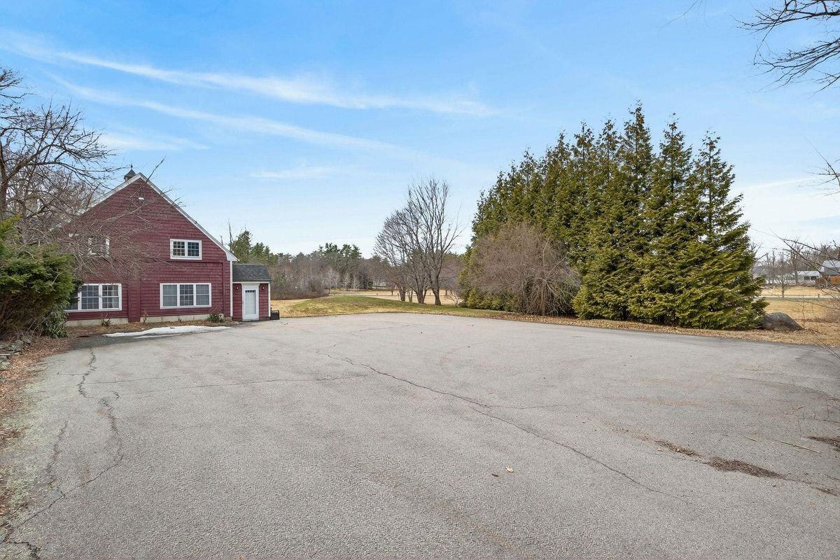 178 Exeter Rd - Photo 3 of 29