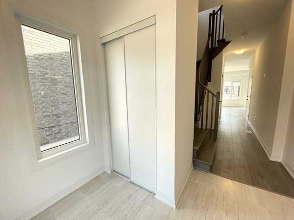 141 Turnberry Lane - Photo 4 of 40