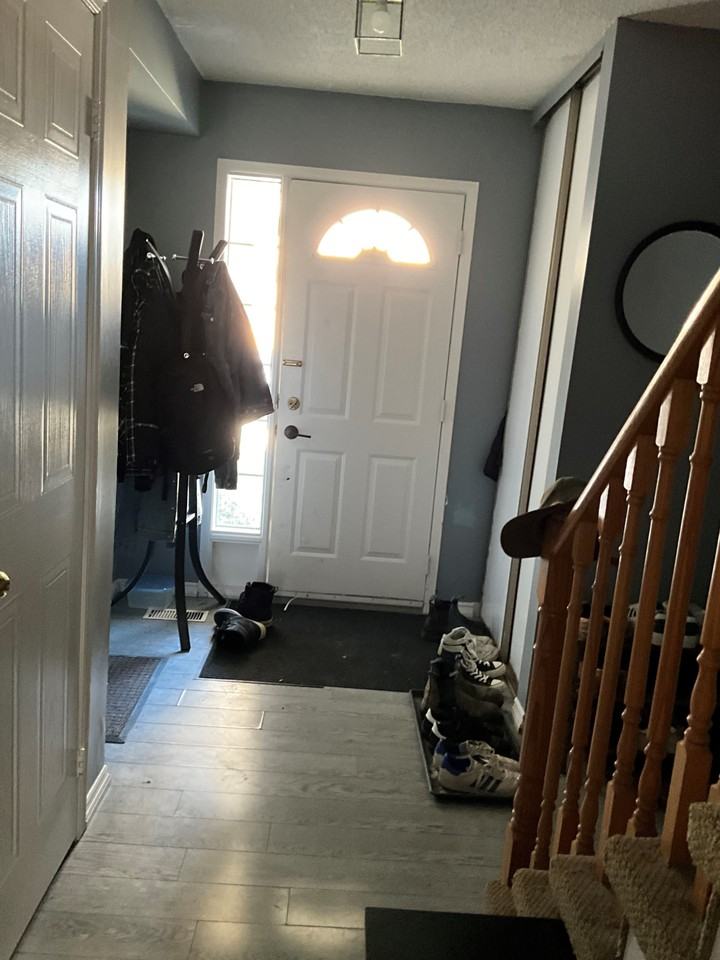 19-302 College Avenue - Photo 2 of 17