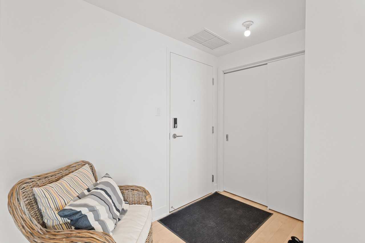 60 eclipse - Photo 6 of 17