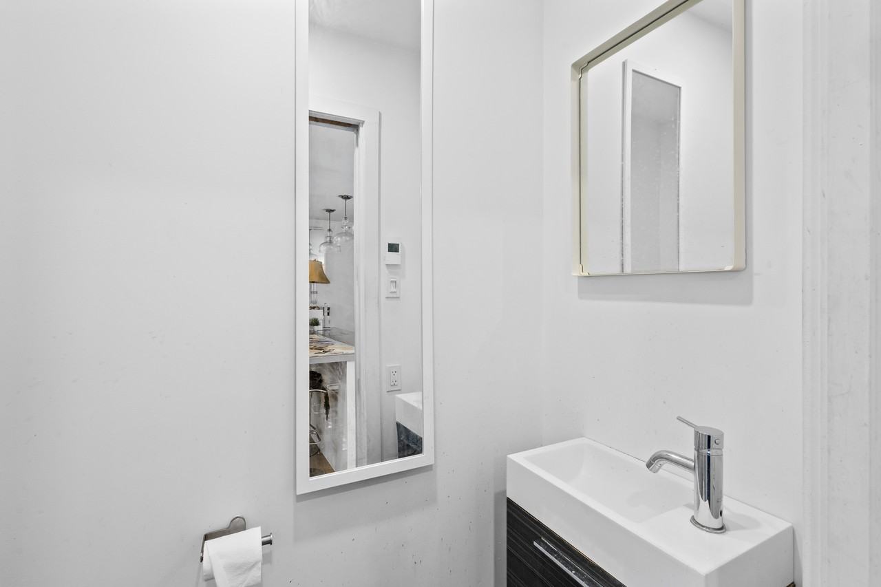 2379 Olivier-Robert - Photo 4 of 13