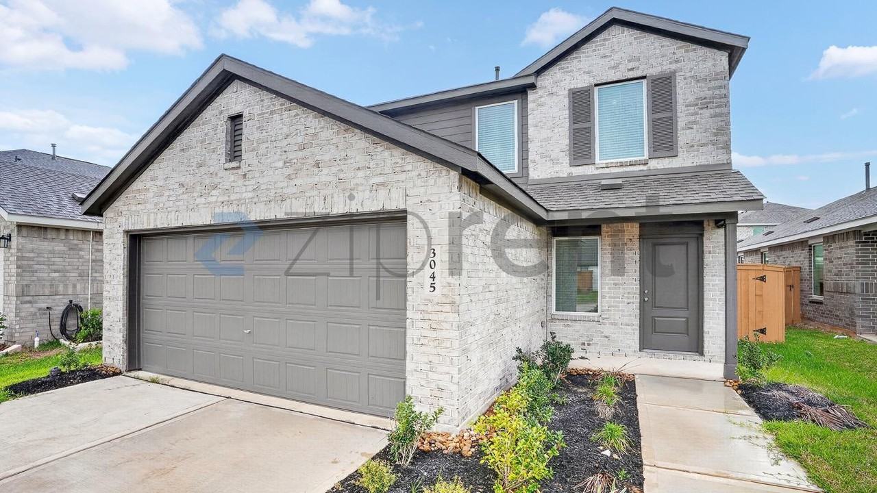 3045 Fantasy Terrace Dr - Photo 4 of 20